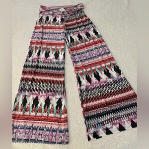 NWT Boho styled Aztec design palazzo pants by DGNY LX folding waistband.